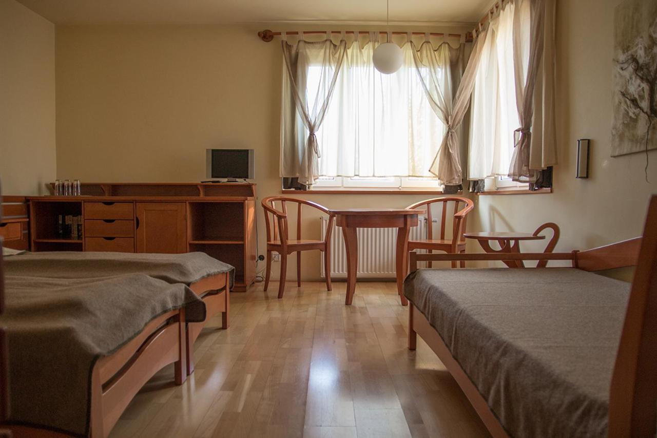The Zen Hotel - Posticum Орадеа Екстериор снимка