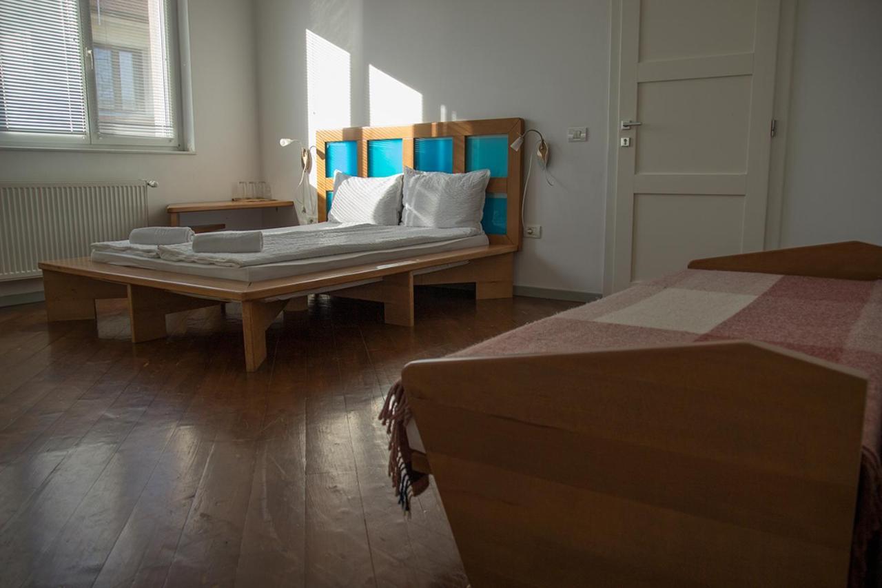 The Zen Hotel - Posticum Орадеа Екстериор снимка