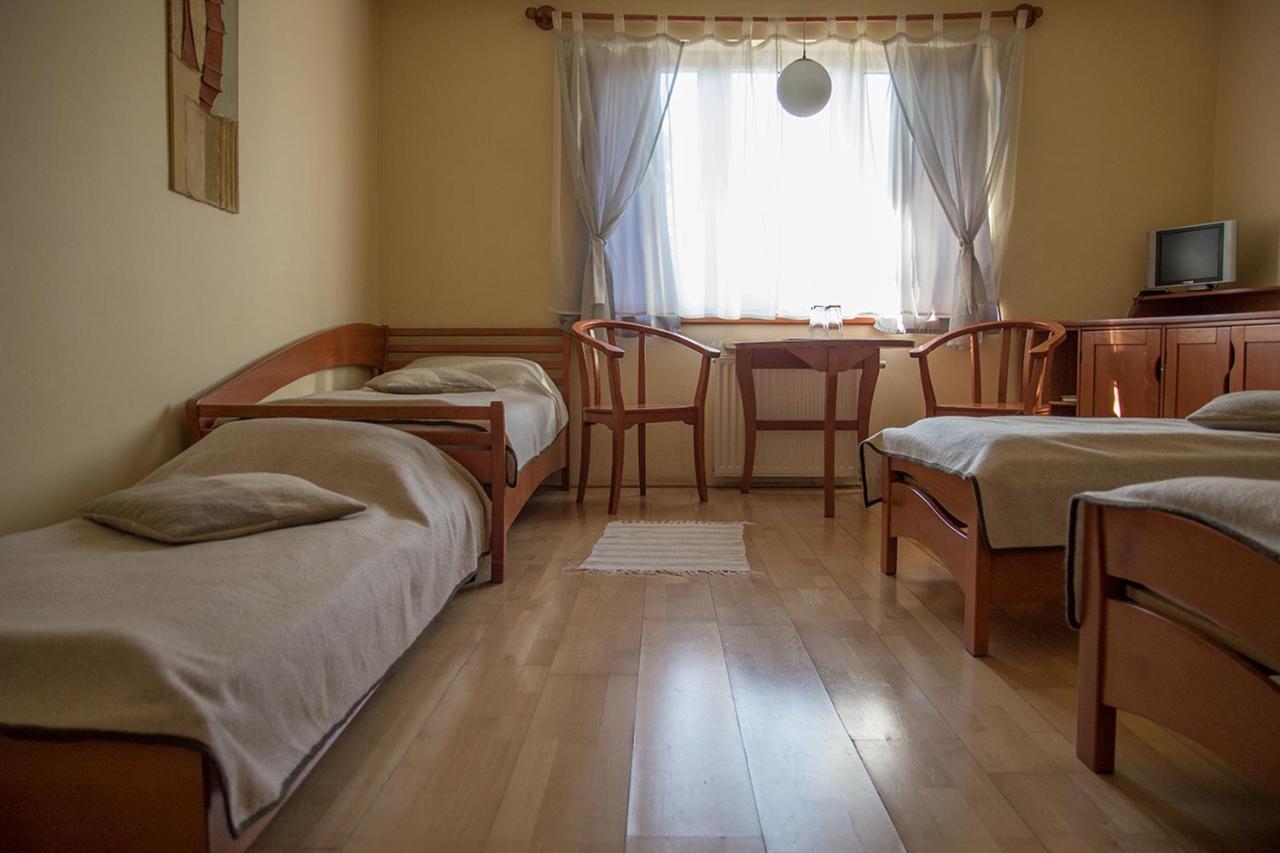 The Zen Hotel - Posticum Орадеа Екстериор снимка