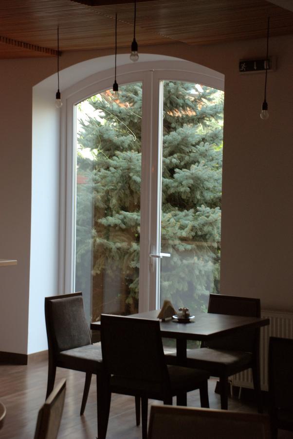 The Zen Hotel - Posticum Орадеа Екстериор снимка