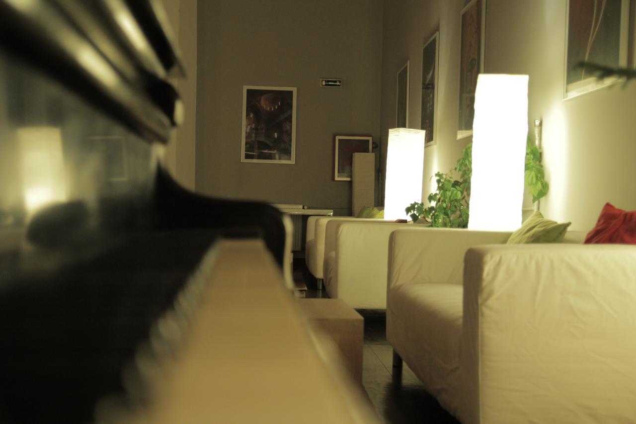The Zen Hotel - Posticum Орадеа Екстериор снимка